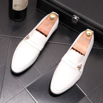 Boomer men casual leather shoes Korean version Inn Wind white pointed leather Leather Shoes Trend 100 hitch a foot pedal Bean Bean Shoes