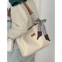 Package Bag 2023 New Packs Autumn Winter 100 Hitch High-Feel Commute Large Capacity This Year Popular Single Shoulder Tote Bag Women