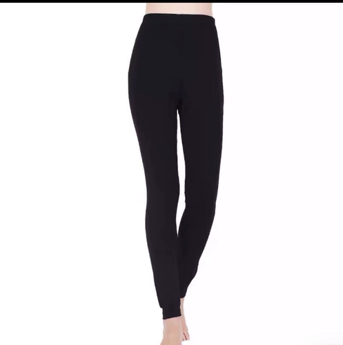 Расширить высокие хлопковые осенние брюки.