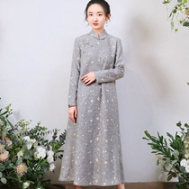 Zen clothing tea clothing female 2021 new autumn and winter improved Han clothing tea artist clothing Tang clothing plate buckle cheongsam dress