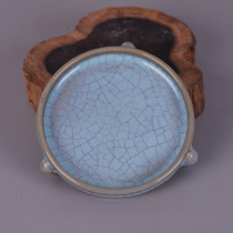 Song Ru kiln sky blue glaze trumpet three-legged wash antique antique antique porcelain collection old goods old old objects ornaments