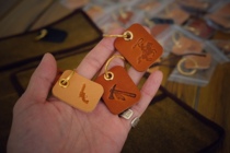 Pure clean bell New packaging female bag leather tanning pipe pipe pipe package accessories crash car key chain