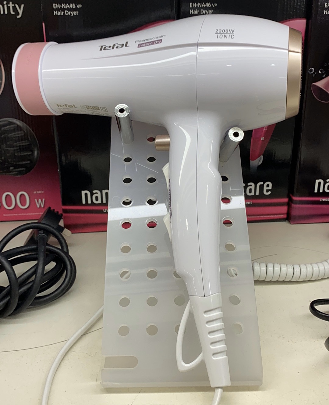 Tefal tefol HV6071 hairdryer oscillating blast nozzle negative ion for six sections of wind speed and temperature adjustment