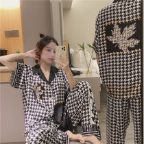 Day Series Short Sleeve Lovers Sleepwear Thin Ice Silk Maple Leaf Thousand Birds Plaid Levee Glean Family Suits for Big Code 200 catfish