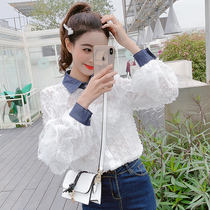 Korean lace shirt woman 2020 new spring clothing foreign air fashion long sleeve design sensation Little crowned snow spinning undershirt tide