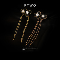 Koreas new fashion temperament kgold three-leaf tassel earrings female simple personality earrings red tide earrings