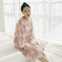 Night dress womens spring and summer cotton long-sleeved thin mid-length dress Summer womens loose pajamas plaid can be worn outside home clothes