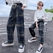 Girls pants Autumn New loose foreign style wear casual pants in the big Children Spring and Autumn sports pants plaid trousers