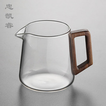 High temperature resistant glass fair cup with tea leak set High-end tea set Tea dispenser thickened wooden handle male cup tea sea small