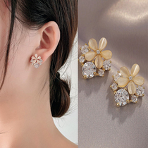 Flower zircon earrings female 2021 New Tide Korean temperament Net red earrings niche design sense advanced earrings