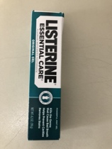 LISTERINE toothpaste
