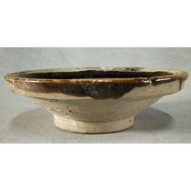 A complete Song Dynasty black glaze lamp with old antique porcelain