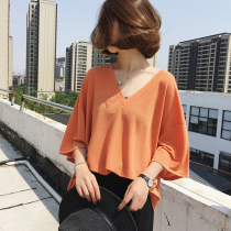 Summer Korean fat mm loose V collar black short sleeve T-shirt female size ice silk knitted 200 Jin coat tide