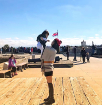  Xue Jingling United States United States direct mail photographed by default to accept micro-flaws