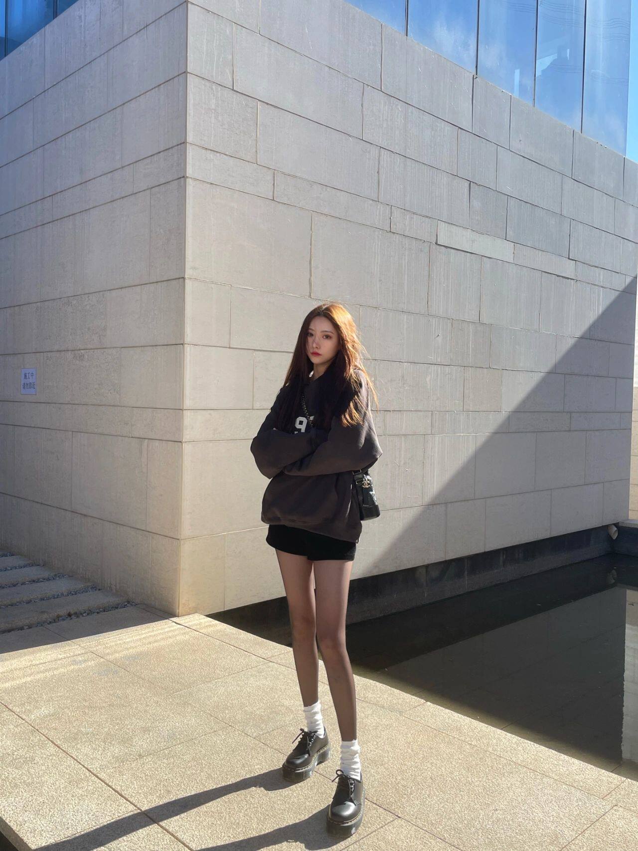 小野和子冬季黑丝光腿神器 加绒双层设计保暖不臃肿 替换装方便实用