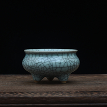 (Promotion) Slices Three Foot Incense Stove Imitation Ancient Home Worship of the Incense Stove Jingdezhen Ceramics Small Incense Burner Small Pendulum