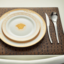 Light luxury retro placemat European Western leather decorative insulation mat Household steak mat Waterproof and oil-proof table mat