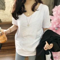 Tide brand 2021 summer short sleeve female white V collar bamboo cotton T-shirt loose size slim half sleeve black card