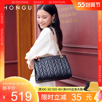Red Valley Bag Pack Woman 2021 New Temperament Large Capacity Bull Leather Single Shoulder Woman Bag Small Scent Wind Elegant Chain Pack 4176