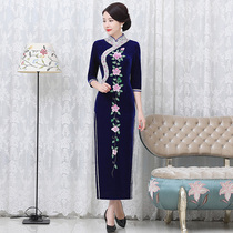 (Cheongsam broken code clearance)High-end long gold velvet large size middle-aged wedding dress mother Tang dress