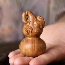 Fu Yunchang Green Tan Handmade Wood Carving Fubao Fu Fu Lu hand-held bat play piece gourd hand twist craft gift
