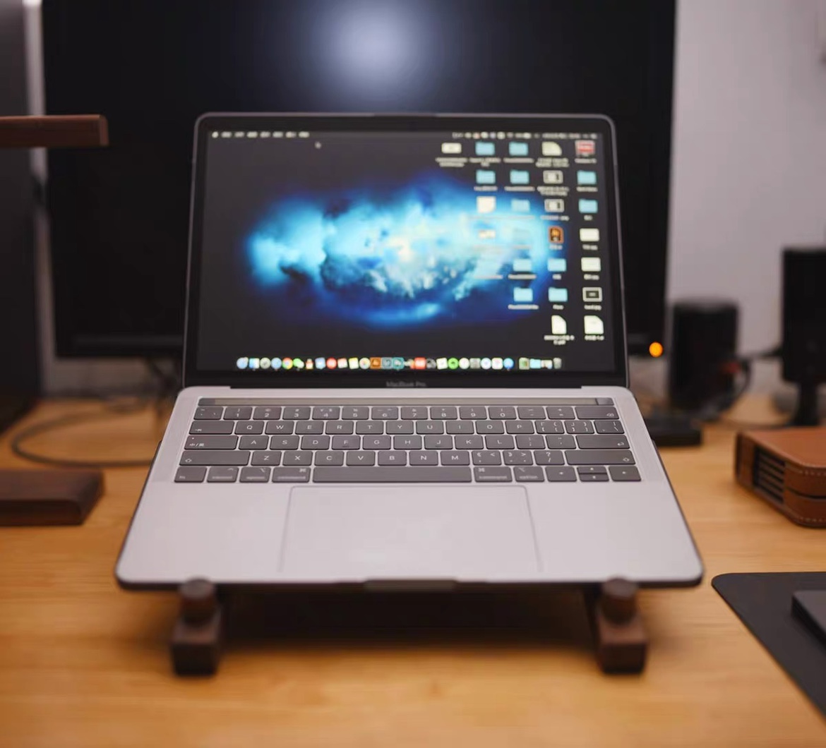 Pen-electric bracket Computer rack Depository solid wood Rack Computer Heat Dissipation Lift Shelf Tabletop Plate Flat With Suspended Base