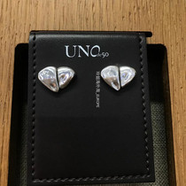 Country now Spains small crowdsourced UNOde50 caring silver-coated small earnail Valentines Day gift to girlfriend and silver plated in Europe and America