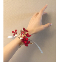 (Seal red wrist flower) Wedding wedding annual meeting event Bride bridesmaid beautiful red petal hand flower wrist flower