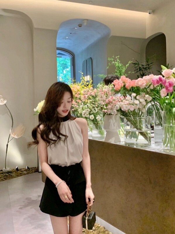 朵喵菟夏季甜辣纯欲两件套 法式盐系设计高级感满满 御姐风与少女感并存