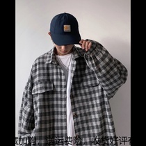 Autumn long sleeve plaid shirt men Korean trend Korean spring and autumn jacket couple wild loose retro shirt