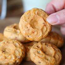 New products recommended sweet-scented osmanthus walnut crisp walnut pastry pastry shortbread handmade traditional walnut biscuit pastry