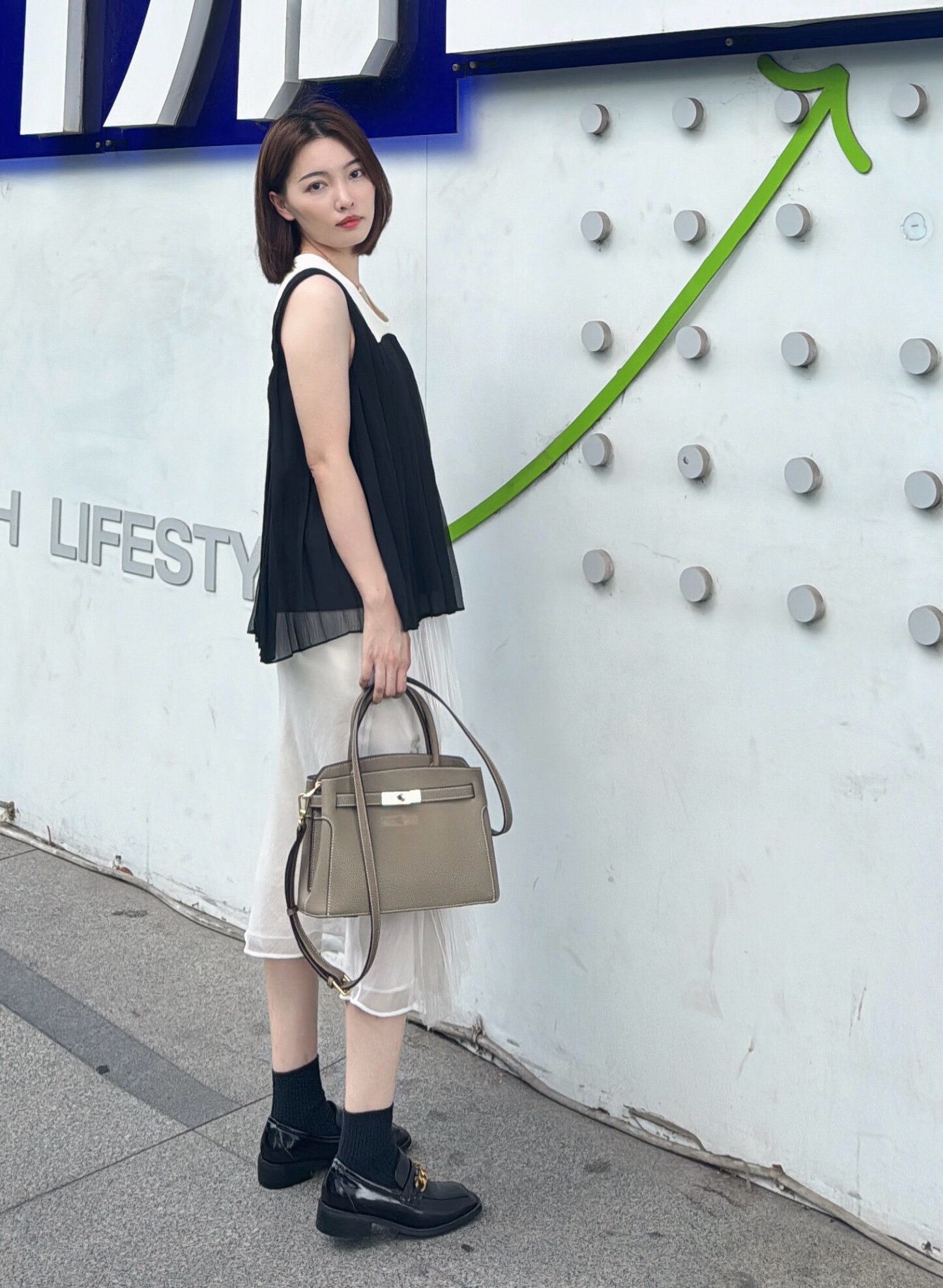 百丽鎏金岁月凯莉包 质感牛皮高级耐磨 大容量通勤 妈妈包婚包两用