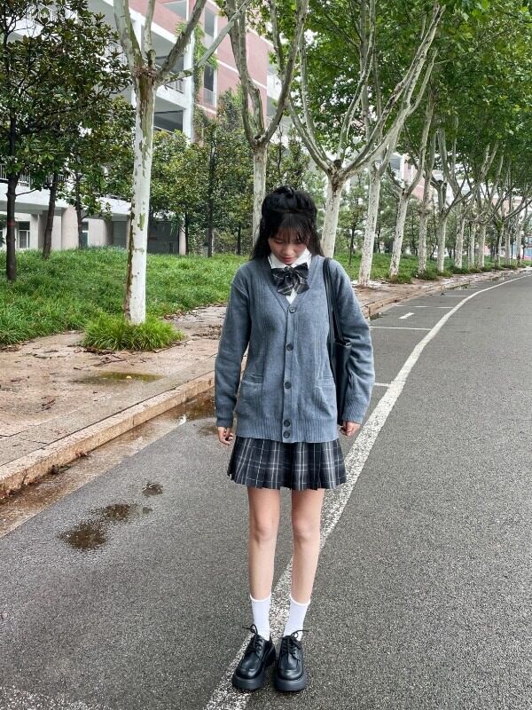 达芙妮春季厚底乐福鞋，英伦风厚底增高3-4cm小个子友好一脚蹬便捷