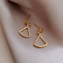 Earrings 2021 New Tide Korean temperament Net Red simple small earrings female versatile ear jewelry sterling silver hypoallergenic