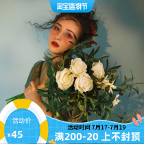 New simulation olive fruit series hand bouquet wedding shooting film props Bride large bouquet travel shoot white rose bouquet
