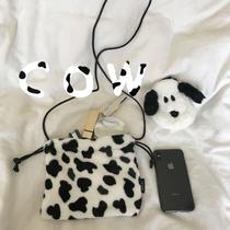 Cow cute mobile phone bag womens single shoulder Messenger bag Korean version of the trendy ins mobile phone bag coin purse mini small bag trendy