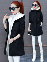 Middle and long cotton dress lady in autumn and winter 2022 new pike cotton cotton cotton slut plus thicker coat