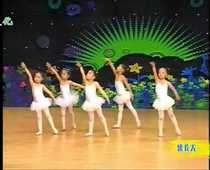 Preschool children body dance enlightenment training Teaching New quality education
