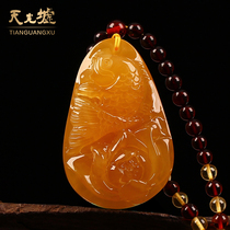  Tianguang Hui natural amber beeswax fish pendant Yellow honey amber necklace pendant mens and womens amber lotus pendant