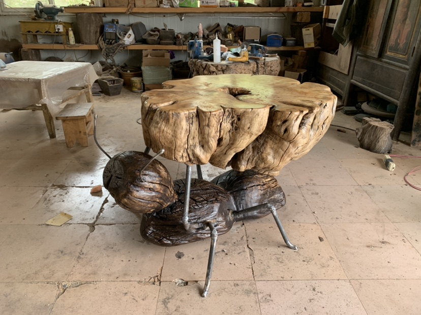 Yunnan Creative Furniture Original Design Vigorous Sergeant Tea Table Solid Wood Iron Art Swing Piece Tea Table