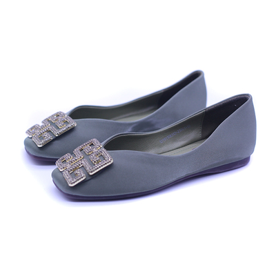 卓诗尼春季新款平底百搭单鞋