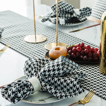 Hotel Mouth Clog Cup Cloth Apron neck Nordic upscale Western restaurant Dining Towels Folded Flowers Retro Plaid fabric Padded Padded Cloth