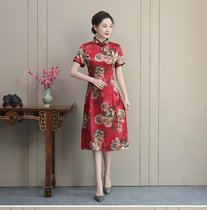 Cheongsam women 2020 Summer new middle-aged mother costume temperament retro Chinese style modified cheongsam dress