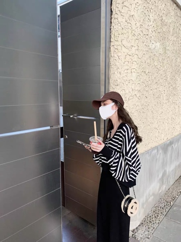 爱唯伊网络服饰 SFSLY8152