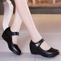  Cowhide cheongsam catwalk wedge heel shallow mouth womens shoes leather mid-heel comfortable mothers shoes work shoes velcro single shoes