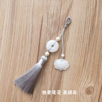 Cheongsam pressing lapel pendant Brooch accessories Womens handmade classical Cheongsam pressing lapel buckle tassel Hanfu pressing lapel pendant