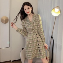 2020 spring and summer new French retro platycodon skirt small light familiar wind suit collar plaid long sleeve dress