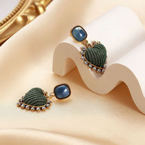 Winy earthen silver needle ear accessories Japan and South Korea Ins light extravagant minimalist fashion personality 100 hitch fashion online red temperament