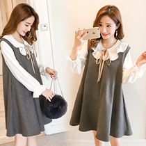 Pregnant women autumn suit 2021 new fashion age-reducing woolen vest dress loose Korean winter two-piece set