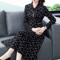 Flower long sleeve dress early autumn 2021 new size womens Lady lady mother thin knee long skirt